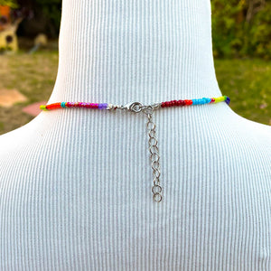 Color-Blocked Beaded Necklace with silver lobster claw clasp and extender chain