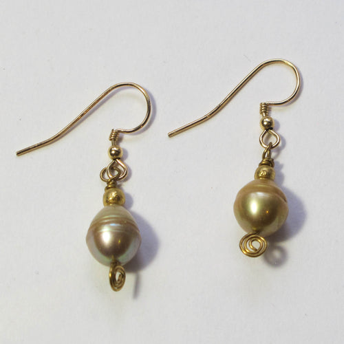 Spinning Top Pearl Earrings with Tiny Spirals