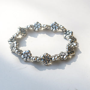 Stretchy Bracelet with Pewter Beads, Flowers