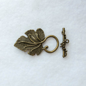 Antique Brass Grape Leaf & Vine Toggle Clasp, 37mm. long