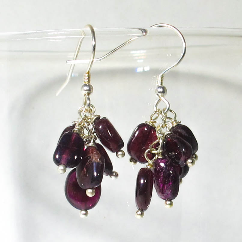 Gemstone Dangle Earrings/Garnet