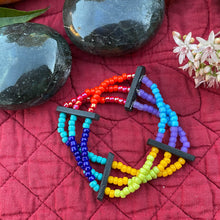 Load image into Gallery viewer, Color-Blocked 3-Strand Stretch Bracelet with Horn Spacers