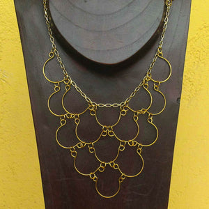 15-Loop Wire Necklace with chain, gold