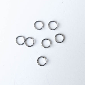 Jump Rings: 4.5mm. outer diameter, 3.2mm. inner diameter, 20-gauge