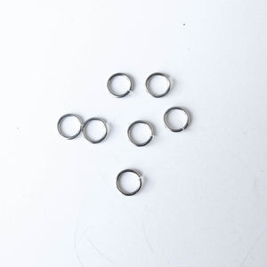 Jump Rings: 4.5mm. outer diameter, 3.2mm. inner diameter, 20-gauge