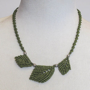 Macrame Leaf Necklace