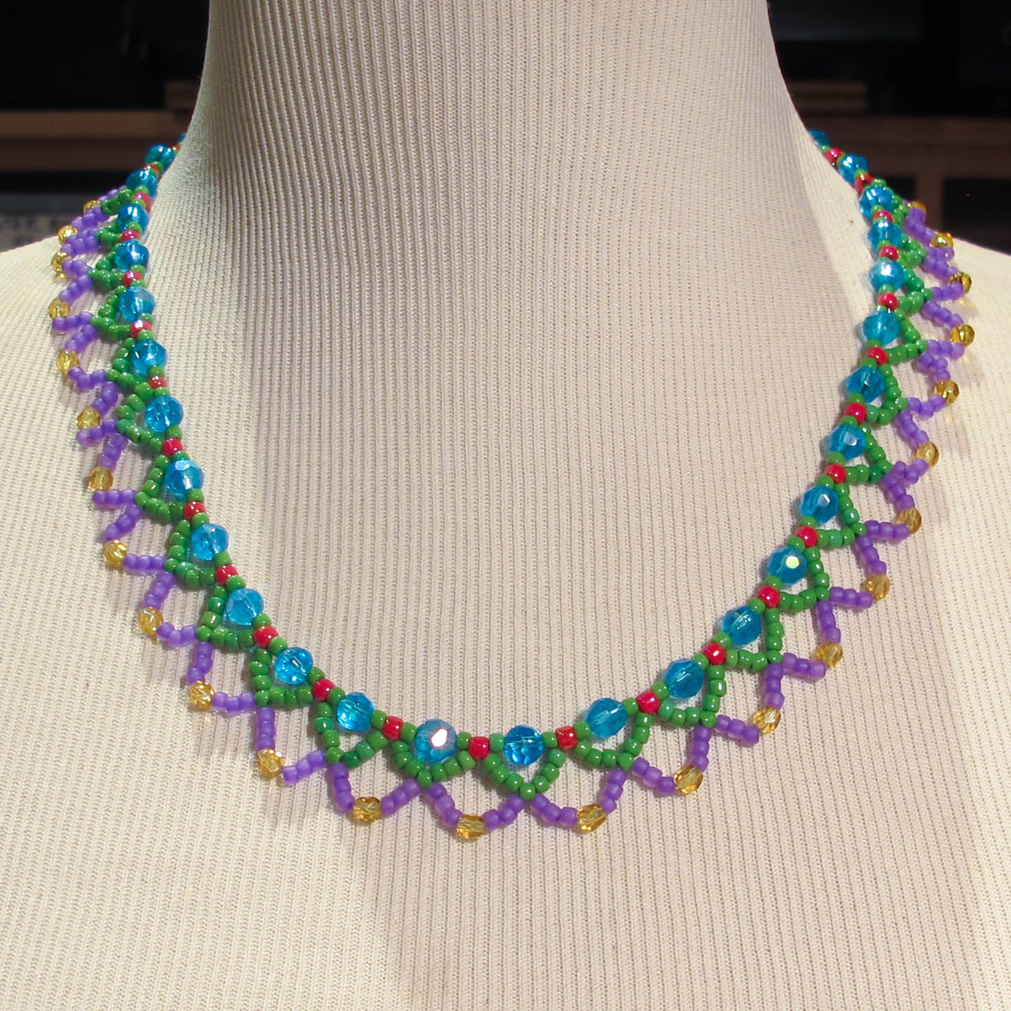 Netted Seed Bead Necklace Class: Zoom Recording & Illustrated, Printab –  Susan Ryza Jewelry