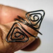 Load image into Gallery viewer, Double Triangles Adjustable Wire Ring in Hematite