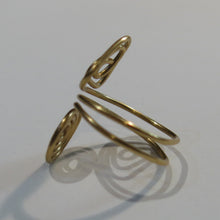 Load image into Gallery viewer, Gold Products Spiral/Triangle Adjustable Wire Ring 