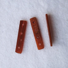 Load image into Gallery viewer, Brown horn spacers, 4-hole